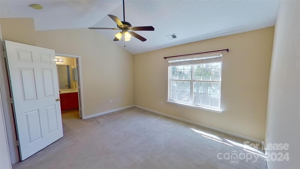 482 Robin Reed Court - Photo 12