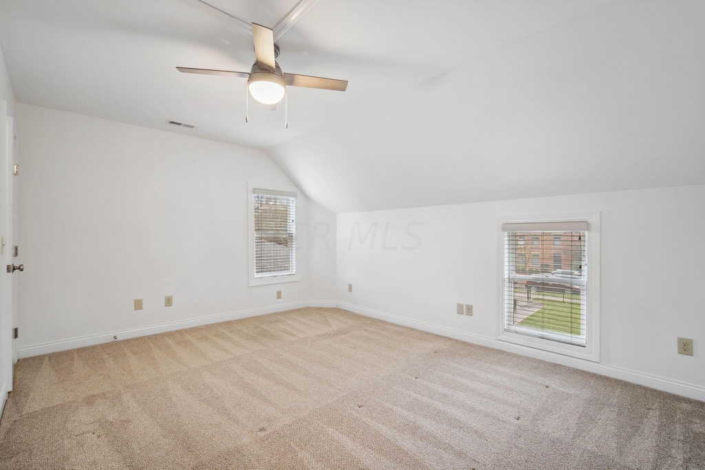 720 S Lazelle Street - Photo 15