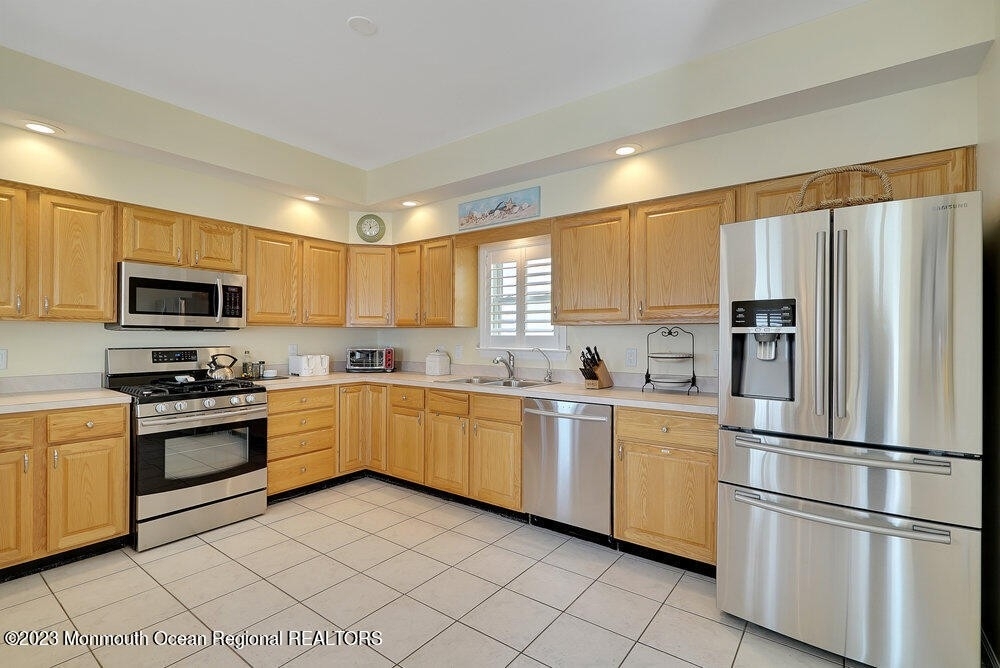 413 S Ocean Avenue - Photo 15