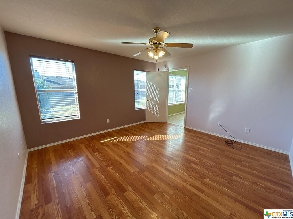 3906 Fieldcrest Drive - Photo 7