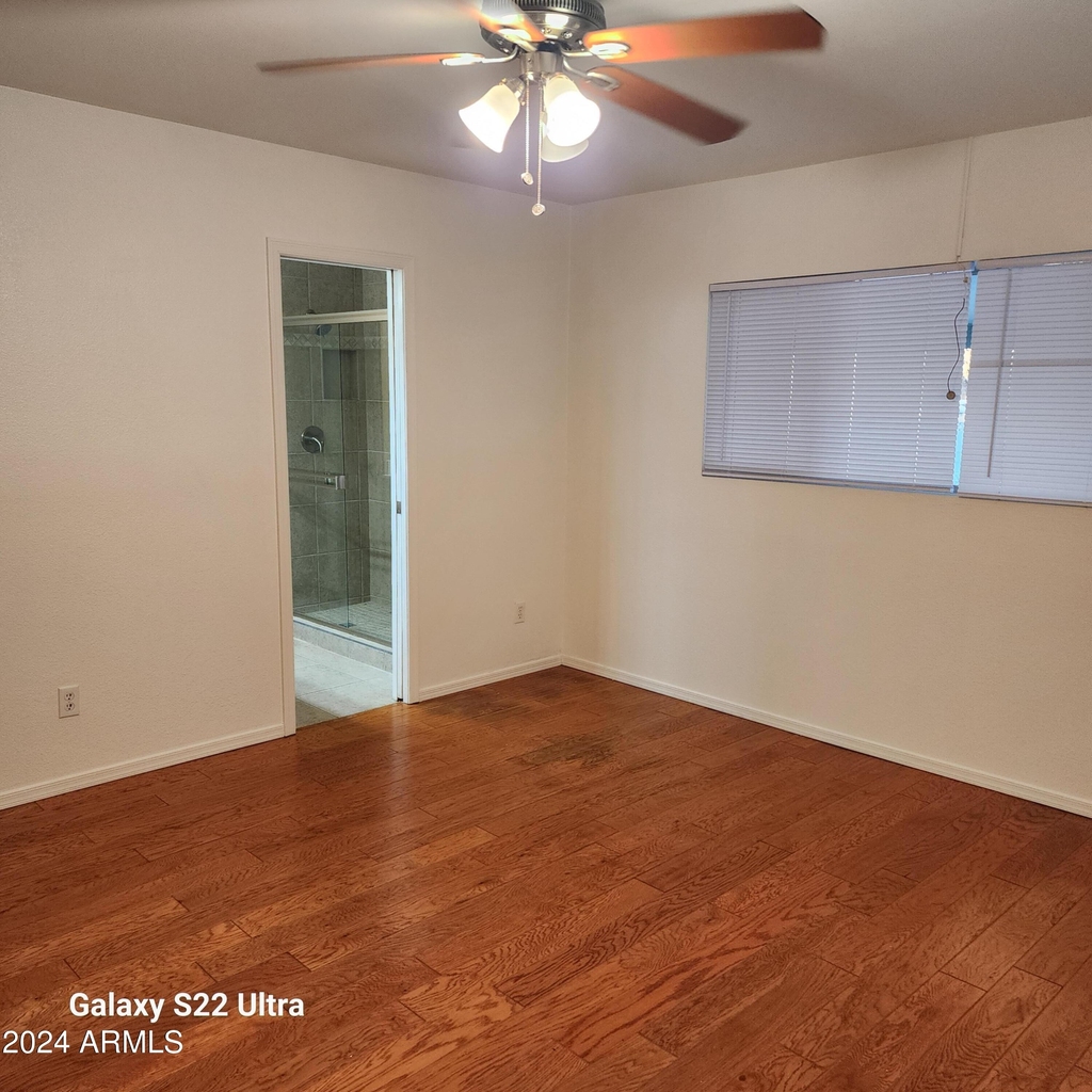 13423 N 29th Place - Photo 8