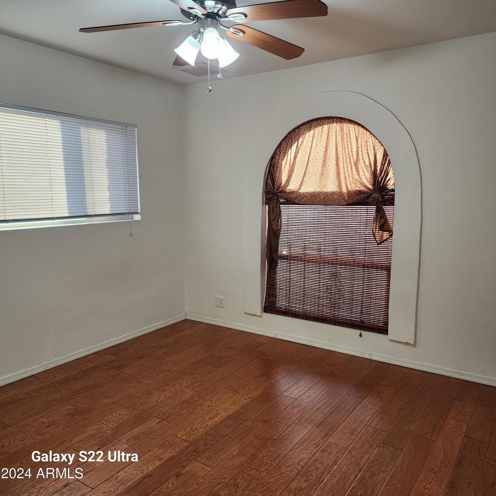 13423 N 29th Place - Photo 14