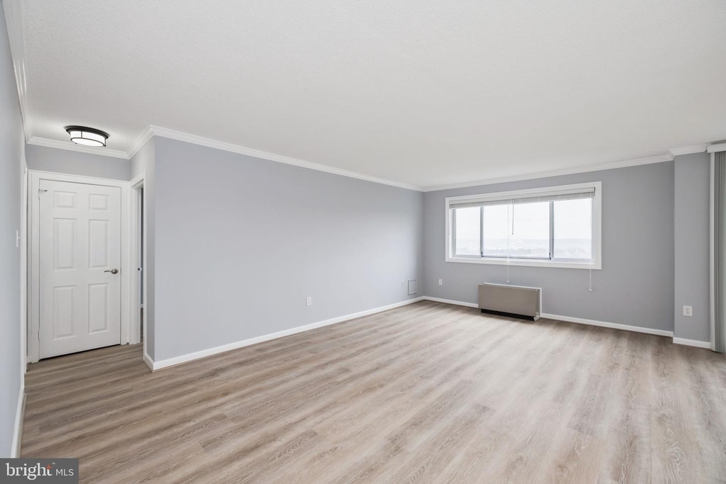 2059 Huntington Ave #1003 - Photo 1