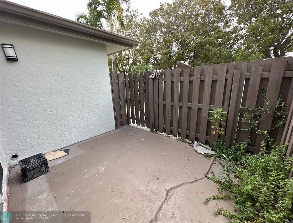 3003 Nw 5th Ter - Photo 3