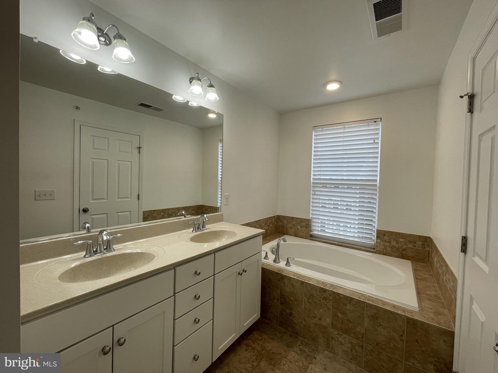 25238 Orchard View Terrace - Photo 11
