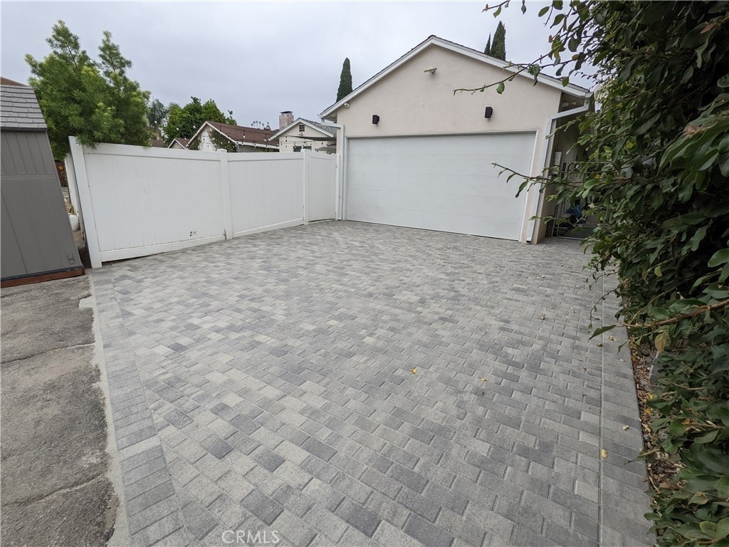 4466 Sherman Oaks Circle - Photo 21