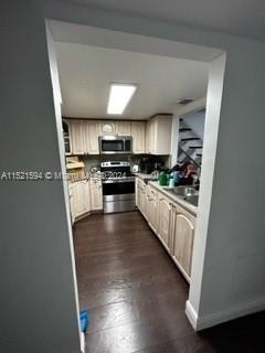 1111 Sw 105th Ave - Photo 9