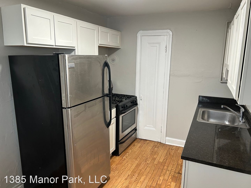 1385 Manor Park - Photo 6