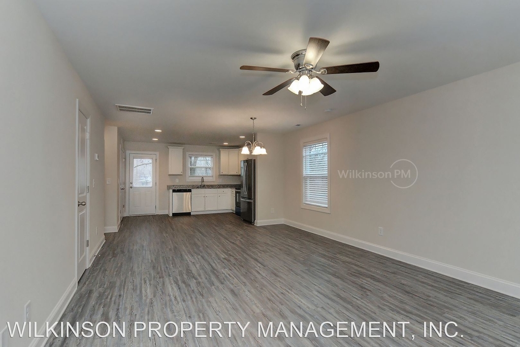 142 E Bell Street - Photo 7