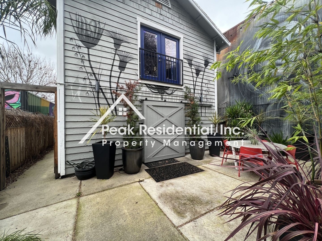 1209 R Street - Photo 18