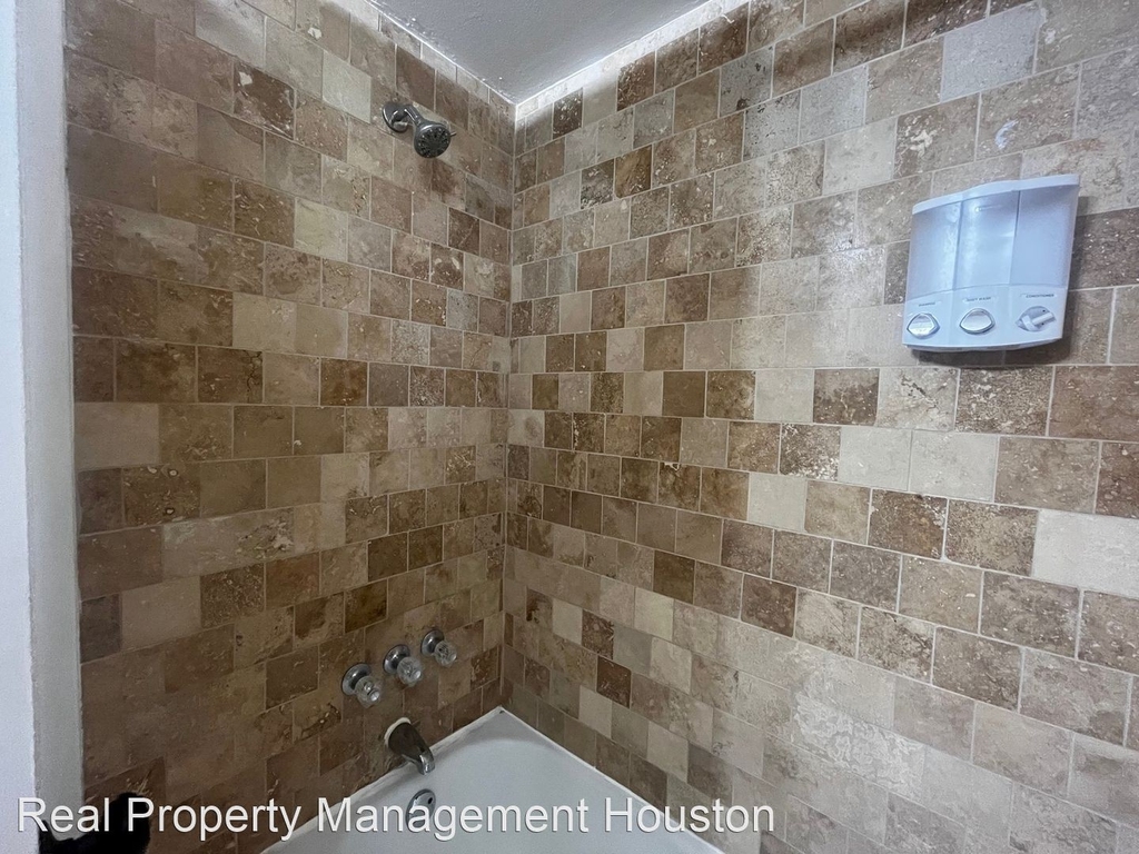 5123 Del Monte Drive #1 - Photo 19