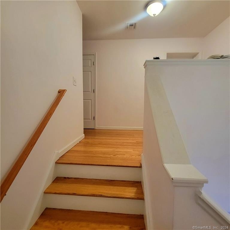 185 Woodrow Avenue - Photo 7