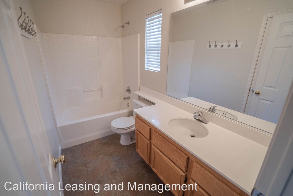 21502 Stover Flat Court - Photo 8