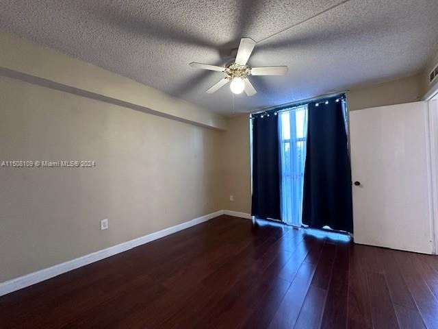 2075 Sw 122nd Ave - Photo 1