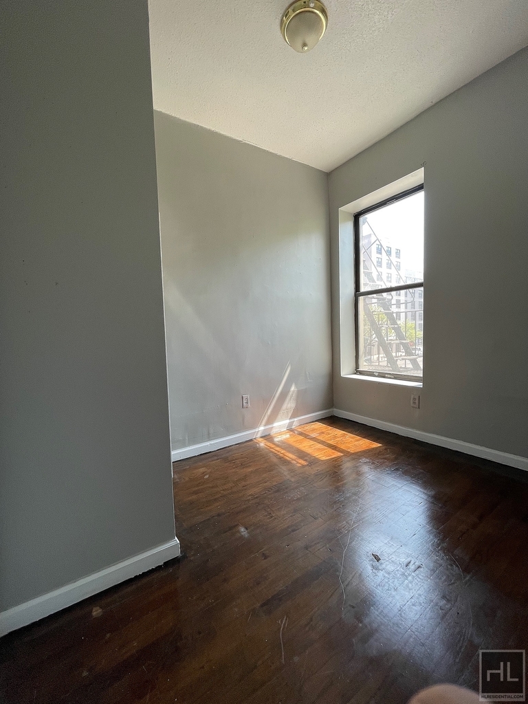 West 144 Street - Photo 2