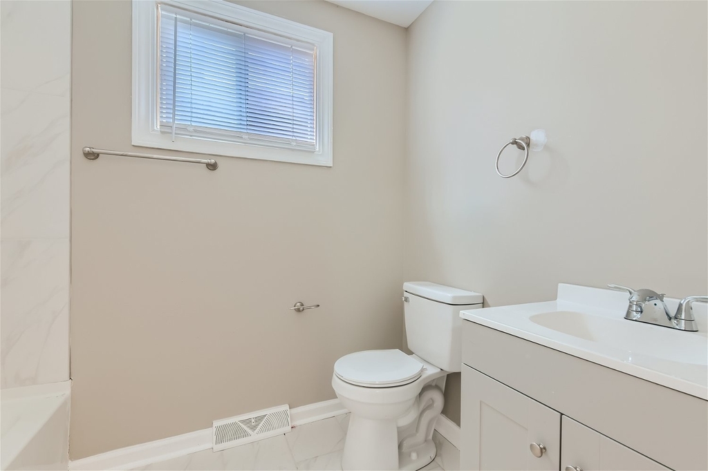 8355 S Kerfoot Avenue - Photo 12