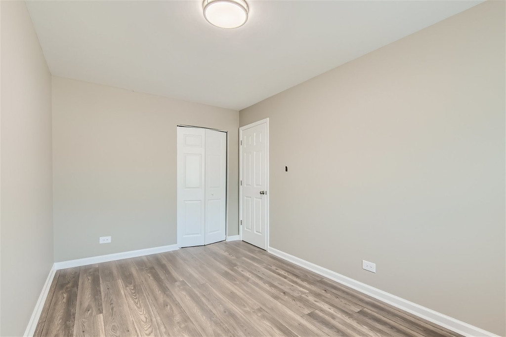8355 S Kerfoot Avenue - Photo 11