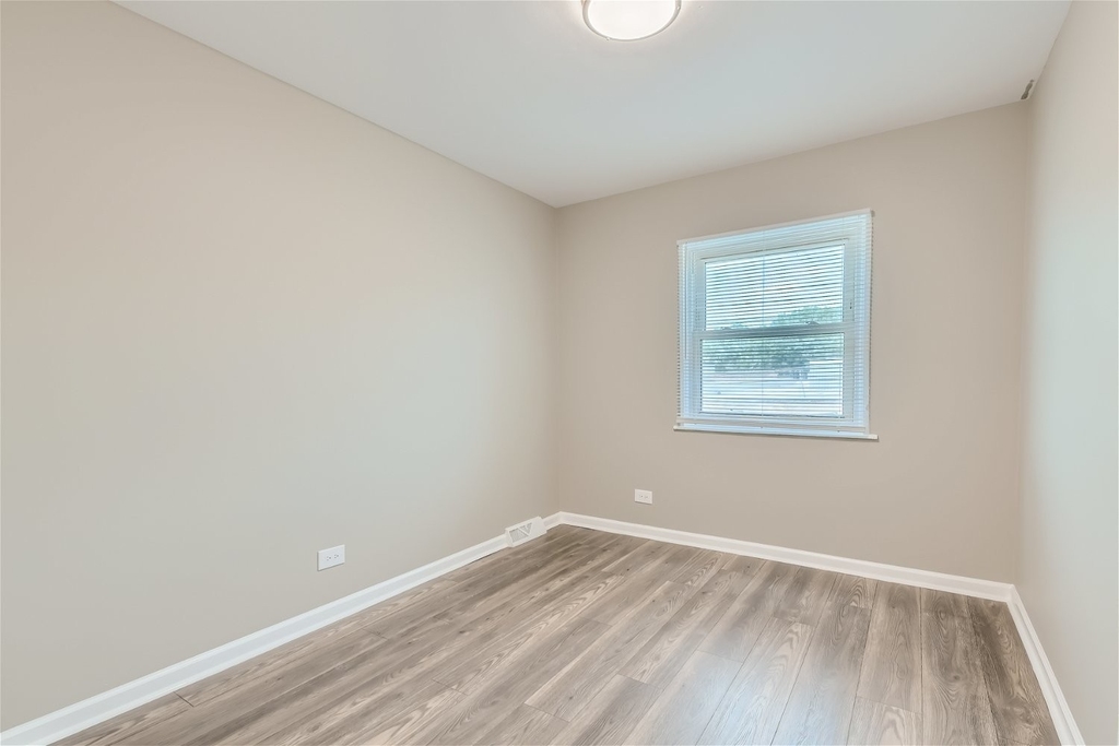 8355 S Kerfoot Avenue - Photo 14