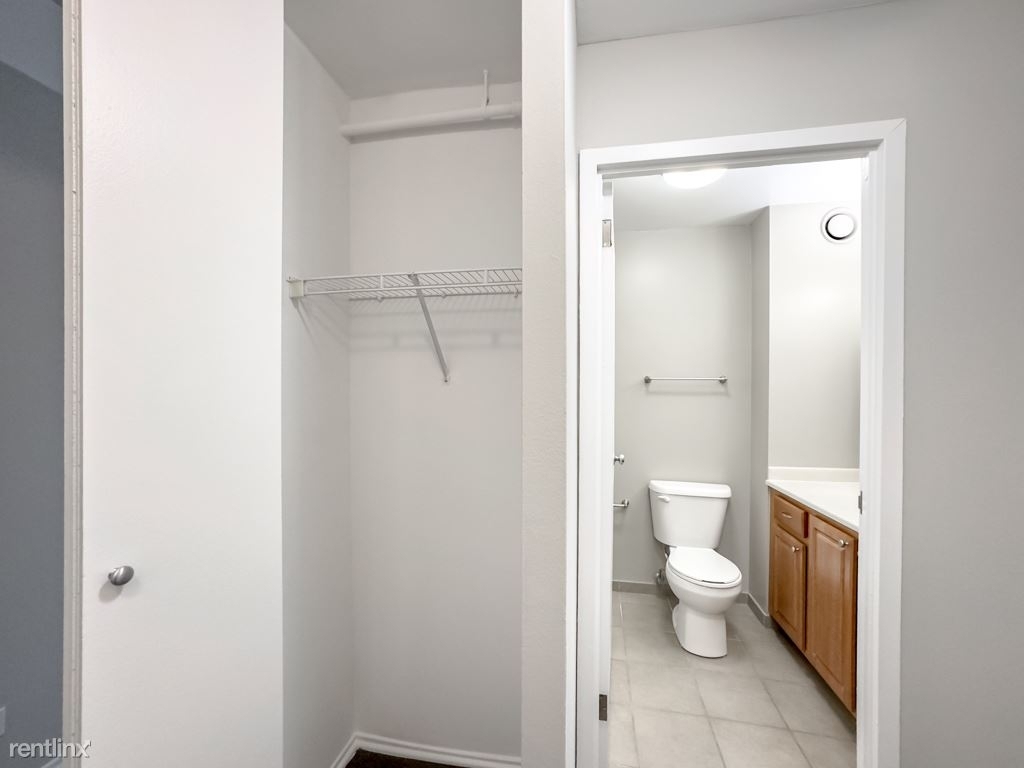 4334 N. Hazel, Unit A3061 - Photo 13