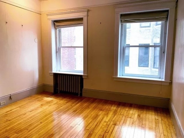 1080 Beacon St - Photo 9