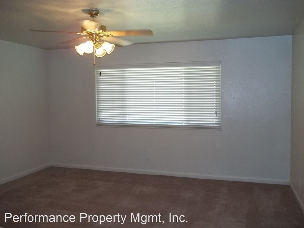 3132 W. Bellaire Way - Photo 4