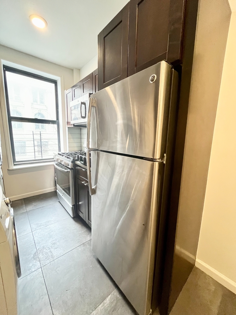 601 West 156th Street - Photo 4