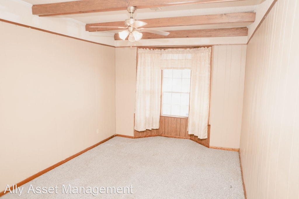 8944 Hawthorne Drive - Photo 7