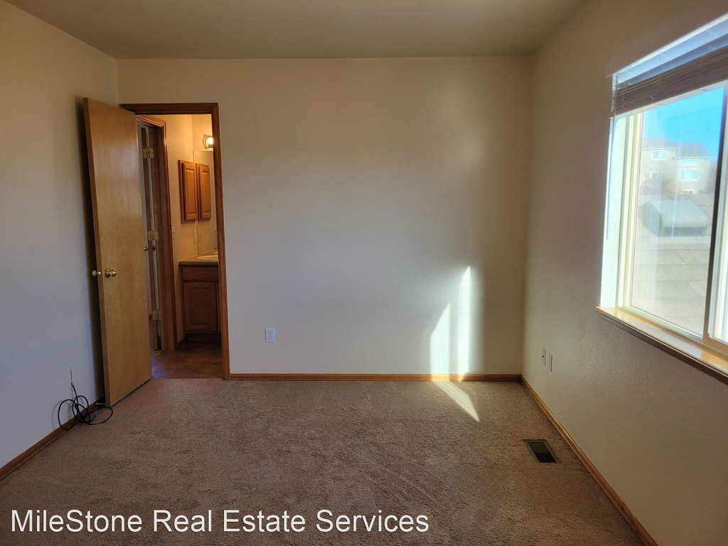 7019 Hillock Drive - Photo 23