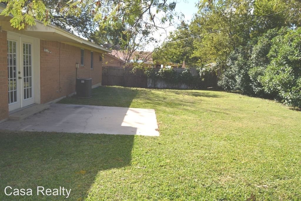 1309 Hammond Drive - Photo 8