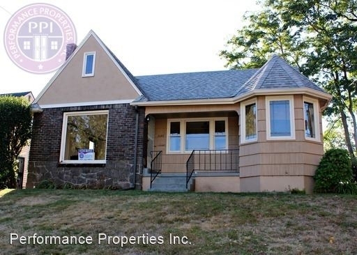 2605 Ne 9th Avenue - Photo 0