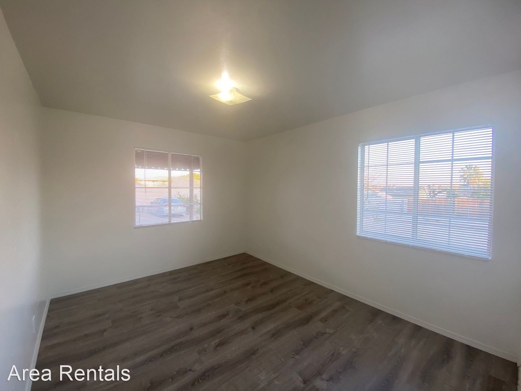 1281 Flora Street - Photo 13