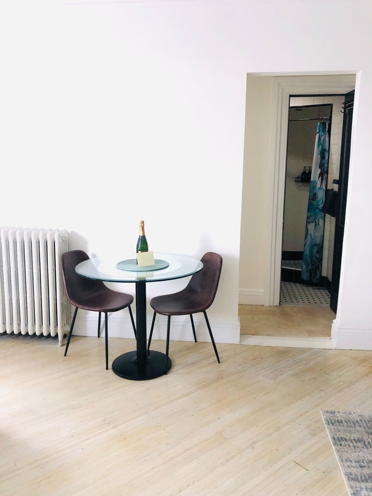 374 Clinton Avenue - Photo 3