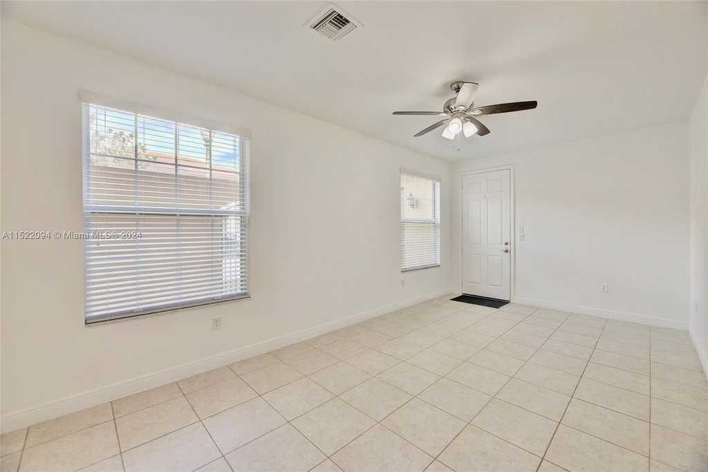1133 Sw 147th Ter - Photo 12
