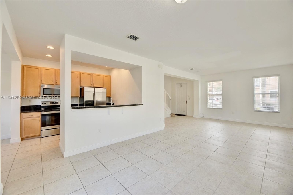 1133 Sw 147th Ter - Photo 6