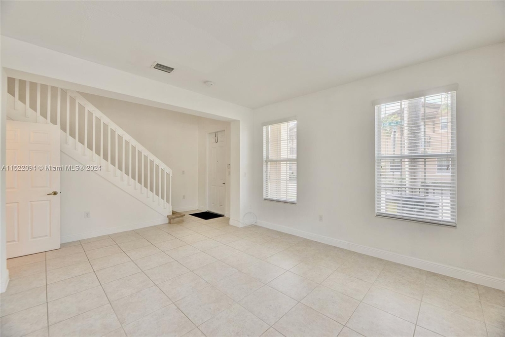 1133 Sw 147th Ter - Photo 14