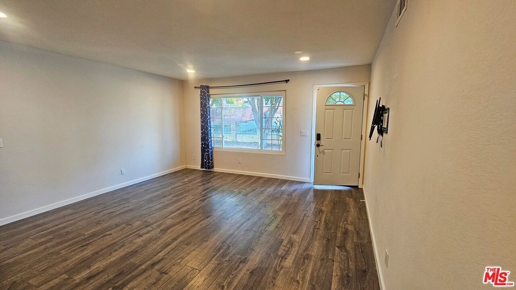 338 Plaza De Benito Juarez - Photo 2