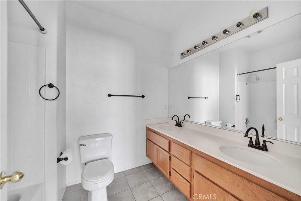 452 N Bloomberry - Photo 18