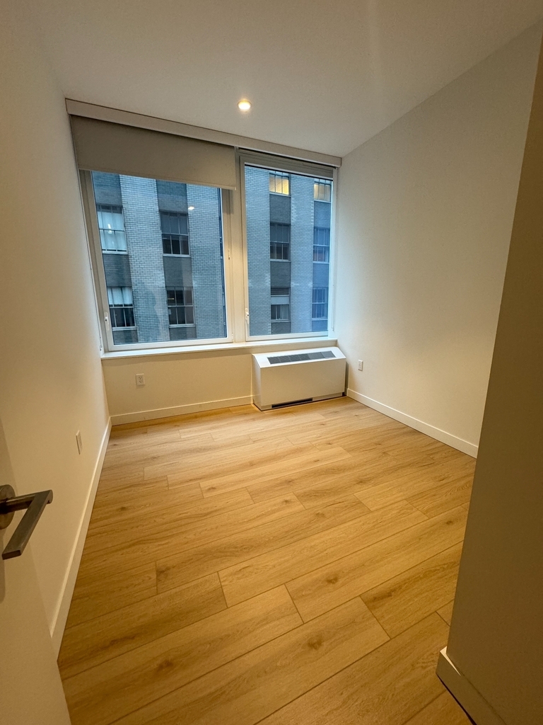 160 Water Street - Photo 5