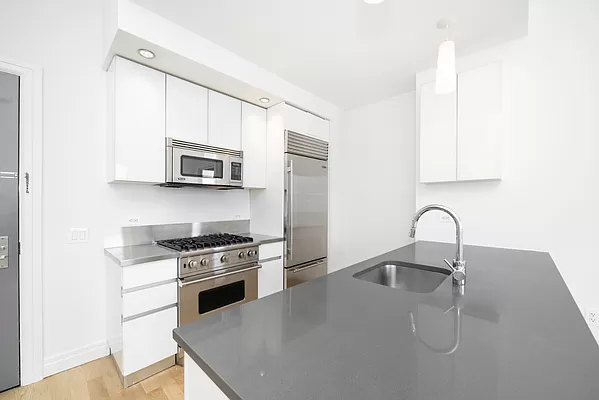 554 West 54th Street - Photo 0