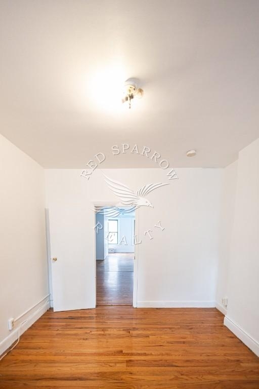 1413 Lexington Avenue - Photo 4