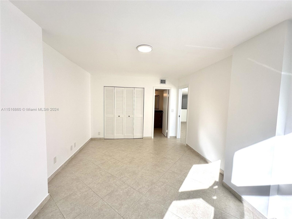 2301 S Ocean Dr - Photo 21