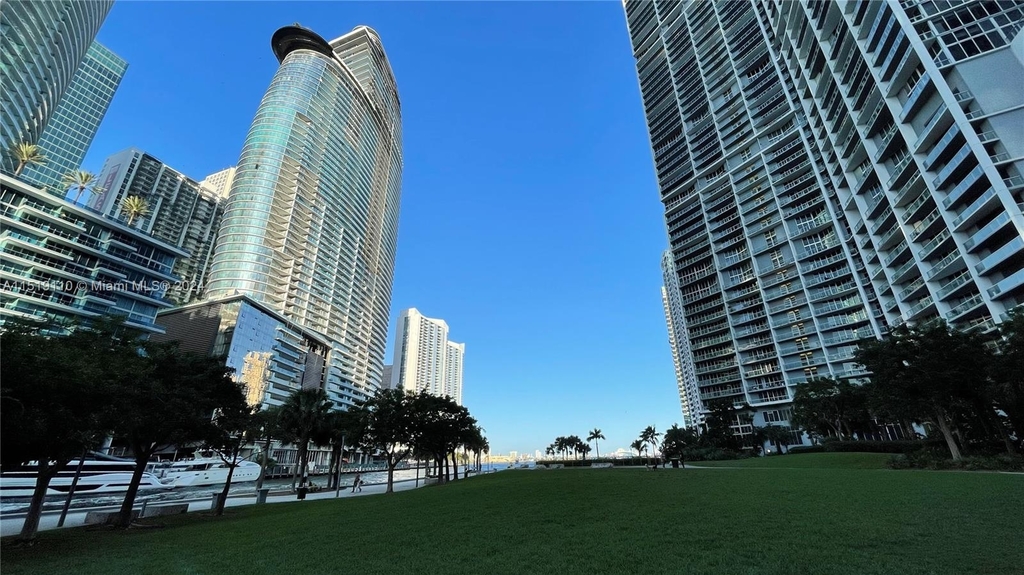 475 Brickell Ave - Photo 19