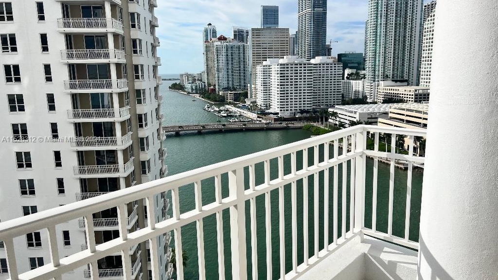 801 Brickell Key Bl - Photo 10