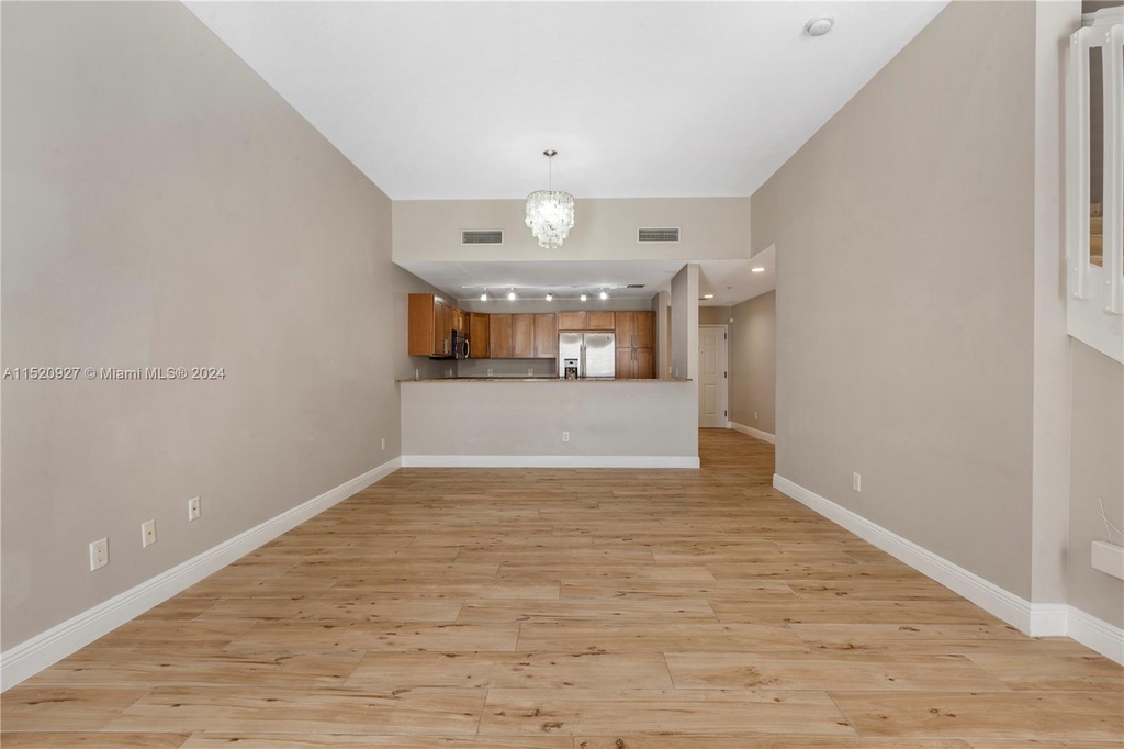 8395 Sw 73rd Ave - Photo 1