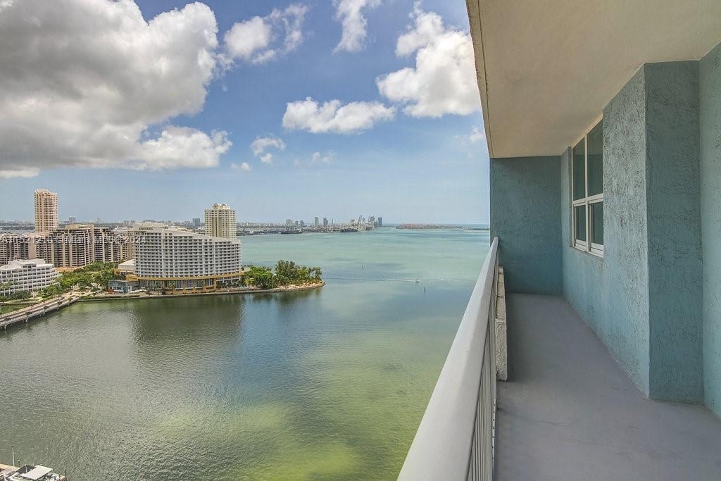 1111 Brickell Bay Dr - Photo 13