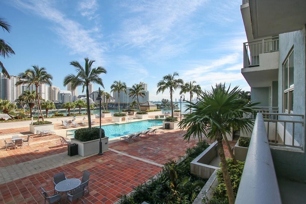 1111 Brickell Bay Dr - Photo 11