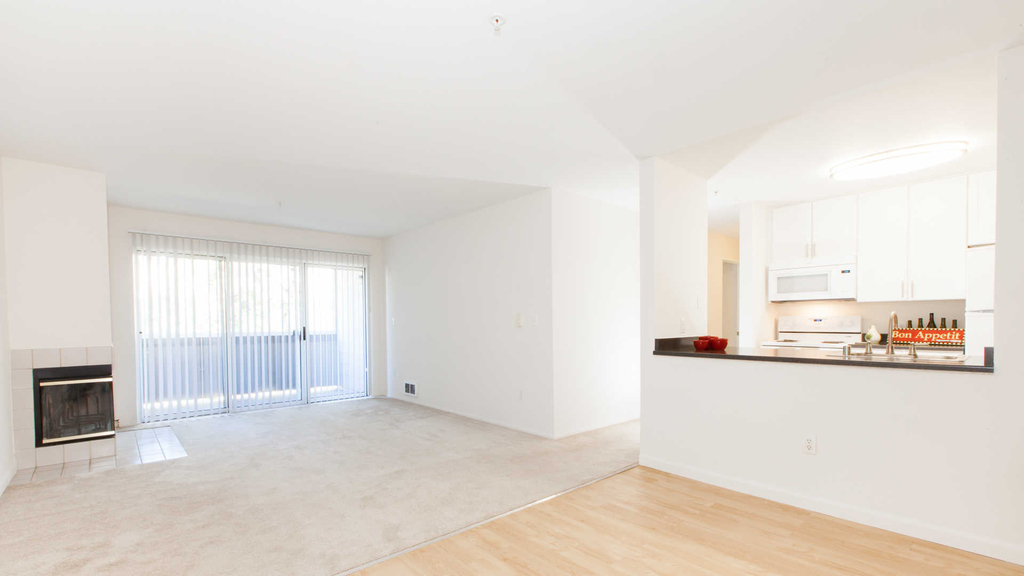 6401 Shellmound St. - Photo 0