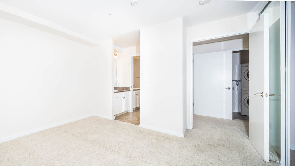 6401 Shellmound St. - Photo 5