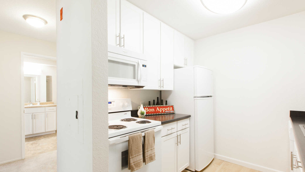 6401 Shellmound St. - Photo 7