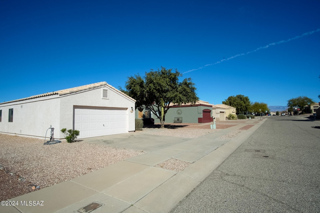 8492 S Camino Sierra Rincon - Photo 28